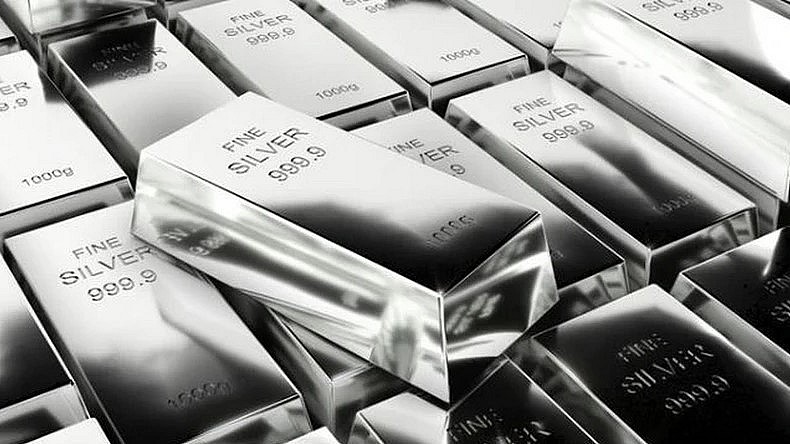 Giá vàng vượt qua mốc 170 triệu đồng/lượng, giá bạc được cảnh báo rủi ro -0