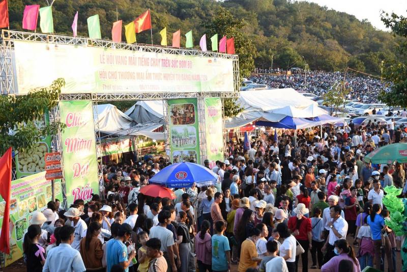 Bom Bo mùa xuân về -0