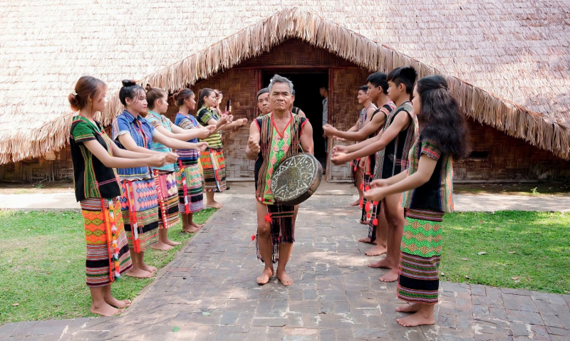Bom Bo mùa xuân về -0