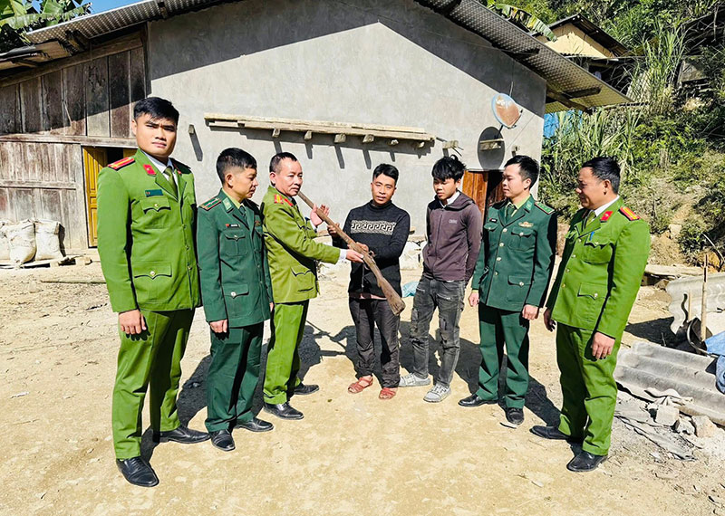 Tuyên Quang: Giữ vững ANTT vùng biên giới, góp phần bảo vệ Đại hội XIV của Đảng -0