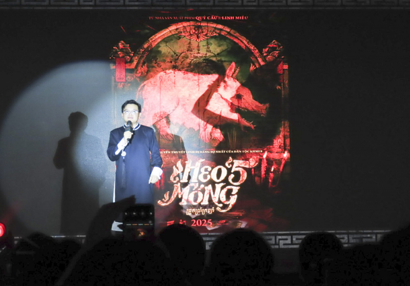 1 heo nam mong'.jpg -0