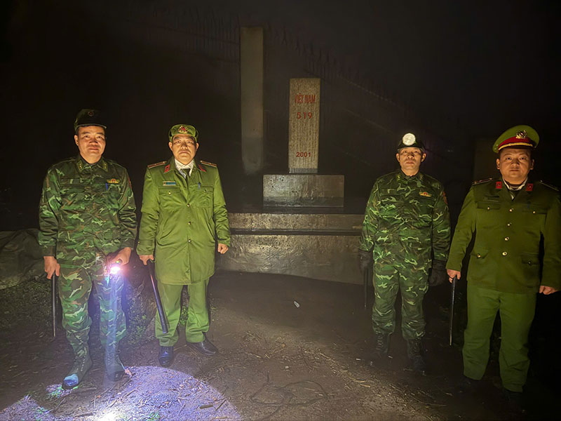 Tuyên Quang: Giữ vững ANTT vùng biên giới, góp phần bảo vệ Đại hội XIV của Đảng -0