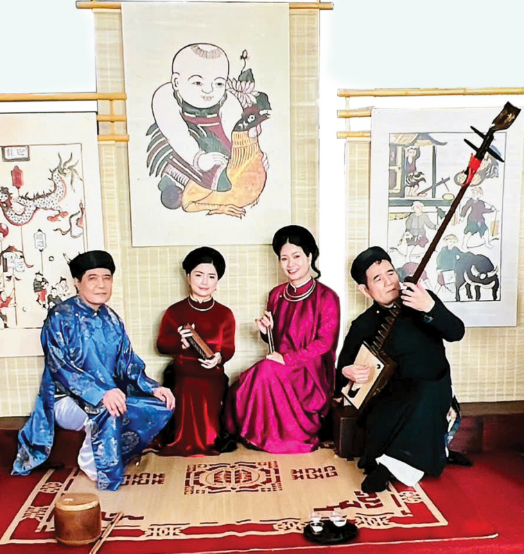 Chuỗi xuân đổ hạt môi hồng -0