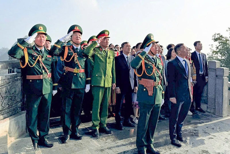 Tuyên Quang: Giữ vững ANTT vùng biên giới, góp phần bảo vệ Đại hội XIV của Đảng -0