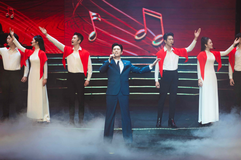 Anh Tú công bố miễn phí tác quyền ca khúc “Thưa Đảng” -0