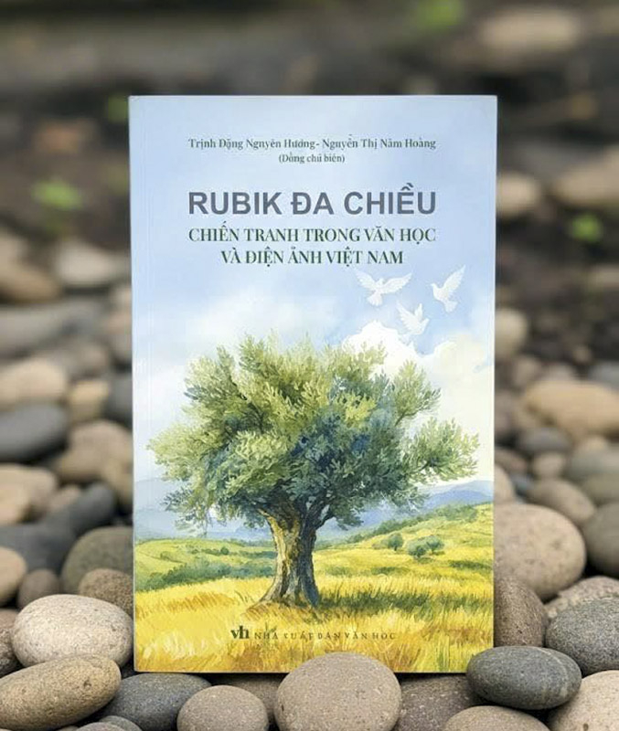bìa cu-n sách rubik da chi-u - chi-n tranh trong van h-c và di-n -nh vi-t nam.jpg -1
