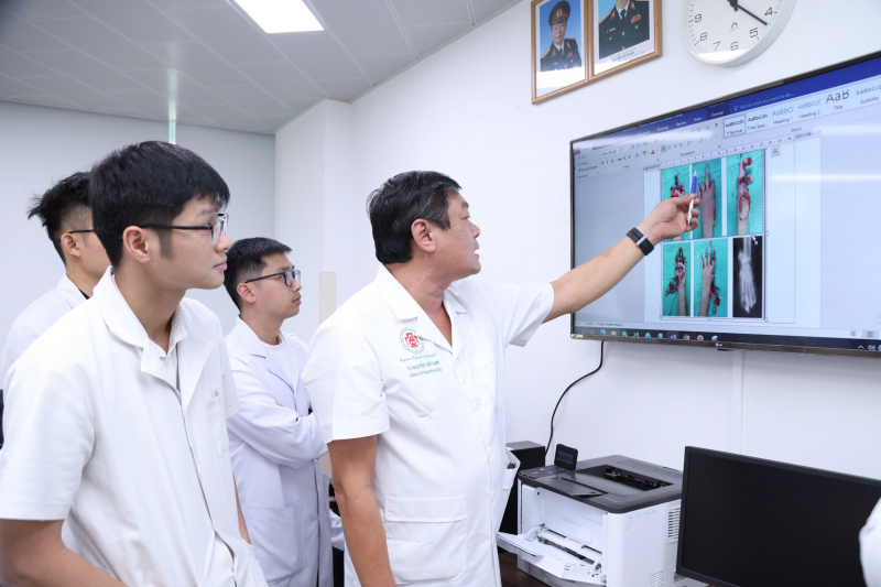 Cảnh báo tai nạn pháo nổ dịp Tết Nguyên đán -0