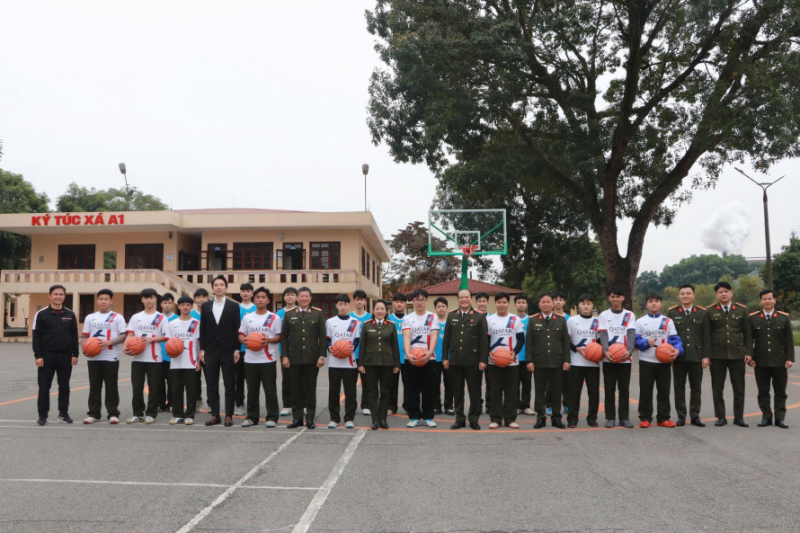 Khởi công xây dựng sân chơi thể thao dành cho học sinh Trường Văn hóa -0