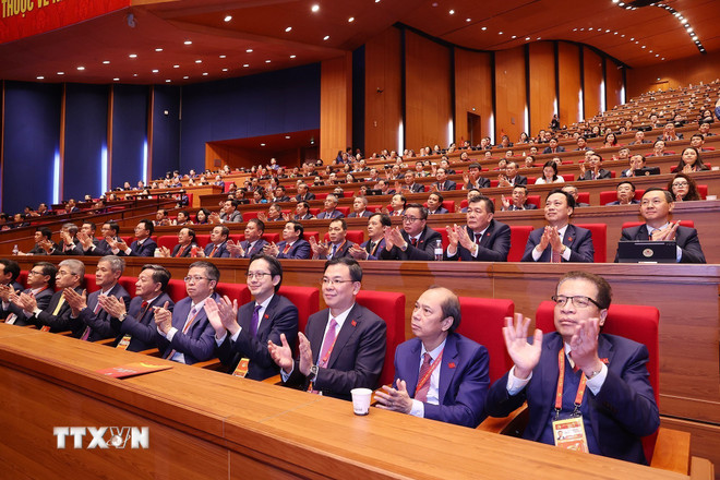 Thông qua Nghị quyết Đại hội đại biểu toàn quốc lần thứ XIV của Đảng -0