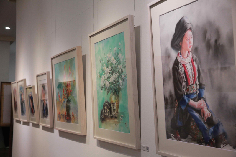 “Chuyện màu nước” và những bất ngờ thú vị từ chất liệu hội hoạ lâu đời -0