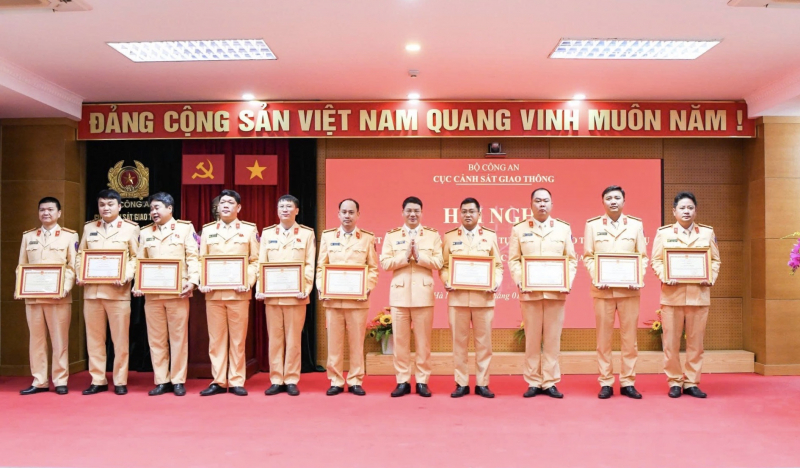 CSGT bảo đảm tuyệt đối an toàn giao thông phục vụ Đại hội XIV của Đảng -0