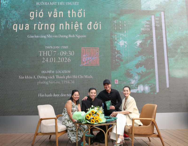 Tiểu thuyết “Gió vẫn thổi qua rừng nhiệt đới” ra mắt bạn đọc tại TP Hồ Chí Minh -0