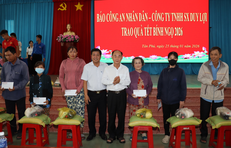 Góp thêm sắc xuân với người dân miệt vườn sông nước Đồng Tháp và Vĩnh Long -0