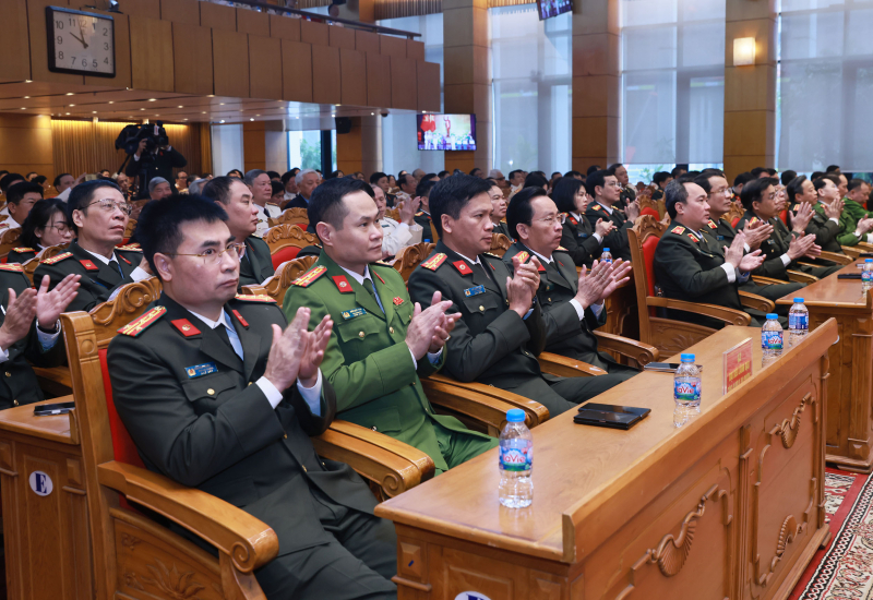 Dấu mốc Anh hùng và trách nhiệm tiên phong trong công tác cán bộ -1