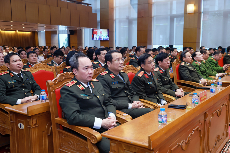 Dấu mốc Anh hùng và trách nhiệm tiên phong trong công tác cán bộ -2