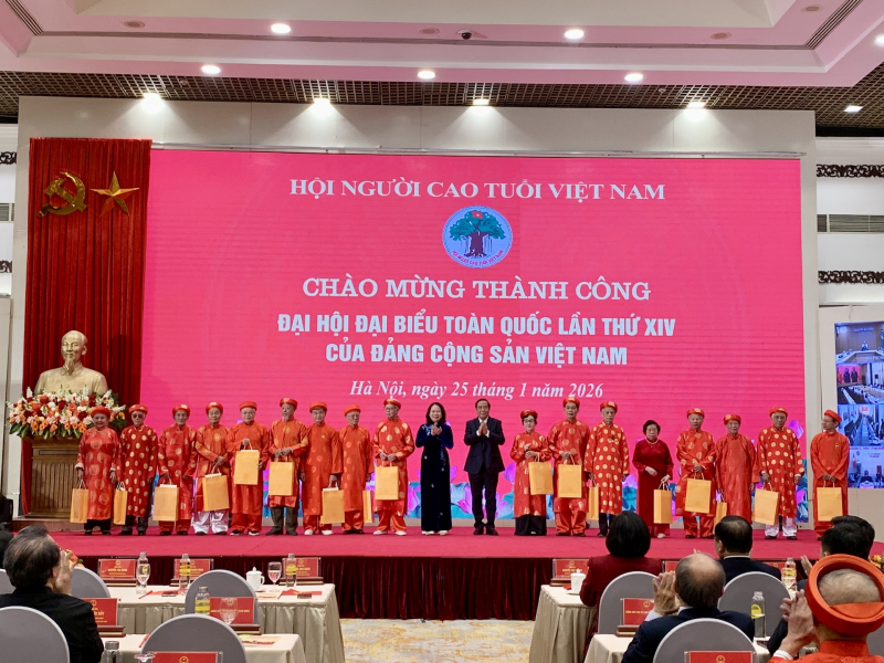 Người cao tuổi Việt Nam một lòng sắt son với Đảng -0