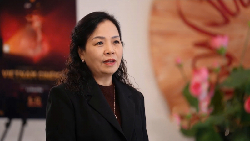 ts ngo phuong lan 1.jpg -0