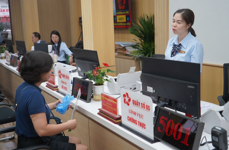 Công chứng, chứng thực bản sao điện tử: Giảm thủ tục hành chính cho người dân và doanh nghiệp -0