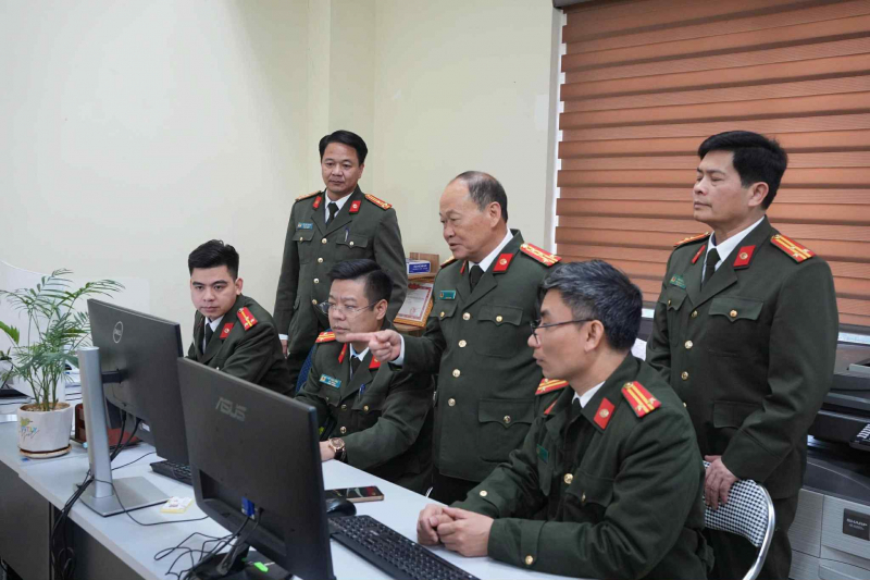 Công an Sơn La xử lý nghiêm các trường hợp đăng tin sai trái về Đại hội Đảng trên không gian mạng -0