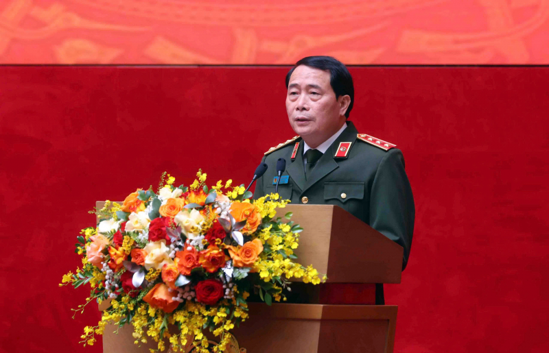 Triển khai thi hành kịp thời, nghiêm túc các luật, pháp lệnh liên quan đến an ninh, trật tự -0