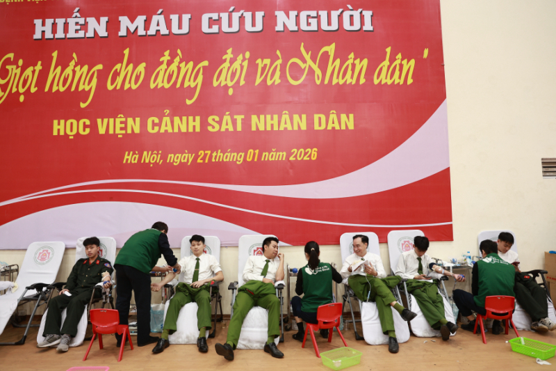 Học viện CSND đóng góp gần 2.000 đơn vị máu an toàn, giải quyết tình trạng khan hiếm máu vào dịp Tết -0