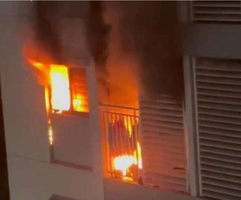 TP Hồ Chí Minh: 2 mẹ con trong vụ cháy chung cư đã tử vong -0