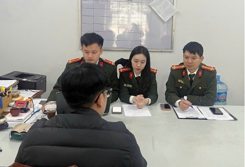 an ninh chinh trij nooij booj .jpg -0