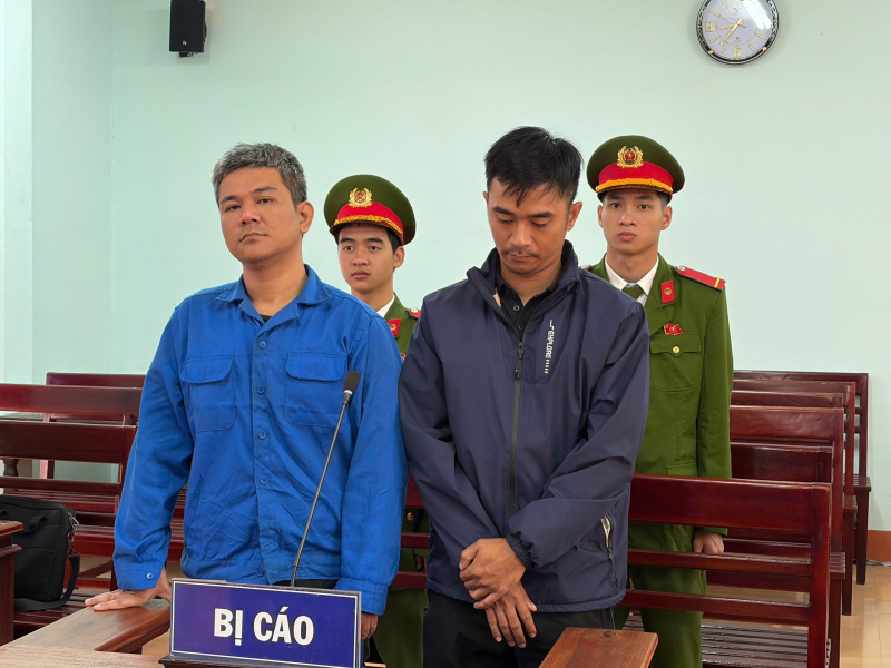 Môi giới mua bán thận, 2 bị cáo nhận 10 năm tù  -0