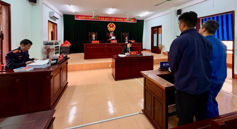 Môi giới mua bán thận, 2 bị cáo nhận 10 năm tù  -0