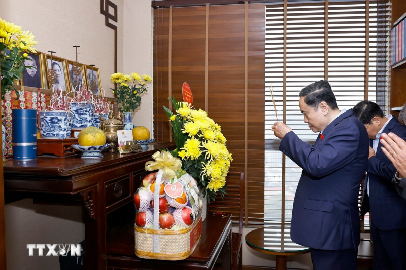 Chủ tịch Quốc hội Trần Thanh Mẫn thăm, tri ân nguyên lãnh đạo Đảng, Nhà nước -0