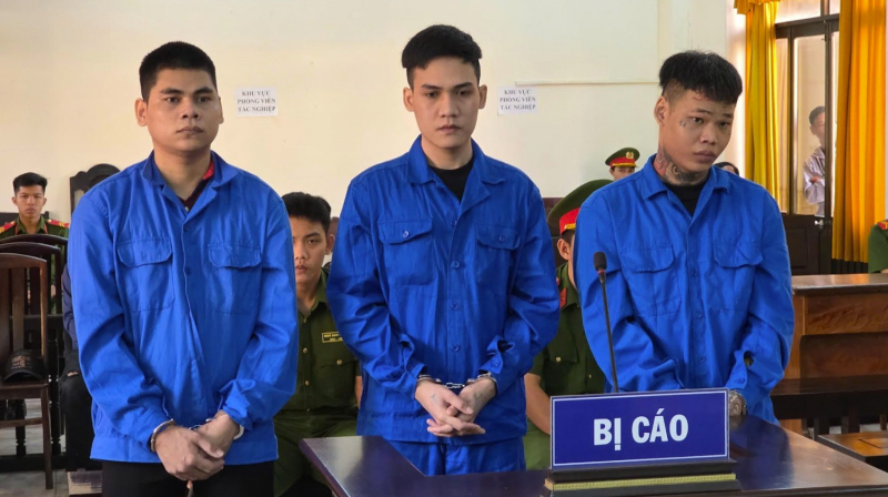 3 “bợm nhậu” lĩnh hơn 40 năm tù vì tội giết người -0