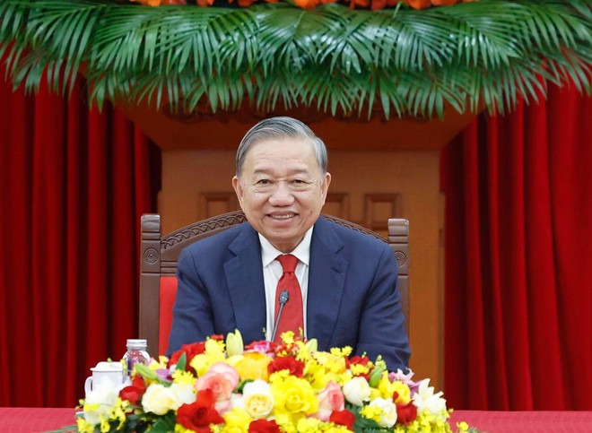 Vietnamese, Cuban Party leaders holds phone talks -0