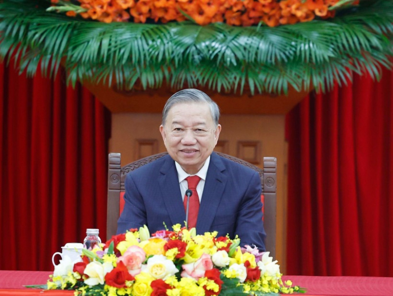 Vietnamese, Chinese Party leaders hold phone talks -0