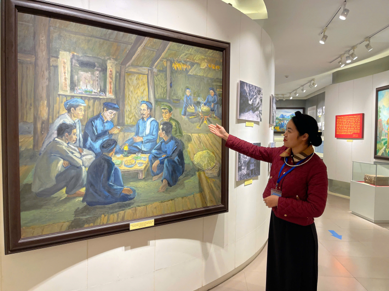 Những người “kể chuyện lịch sử” nơi cội nguồn cách mạng Pác Bó -0