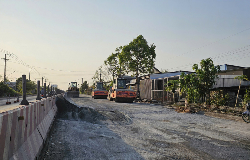 Khẩn trương khắc phục đoạn Quốc lộ 1 thường xuyên bị ngập -1