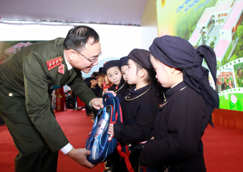 Thắp sáng ước mơ trẻ thơ vùng căn cứ cách mạng Trường Hà -0