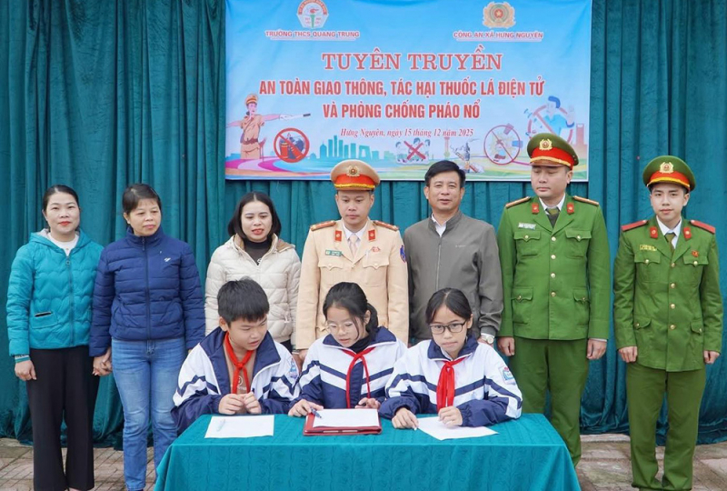 công an xã hung nguyên (1).jpg -0