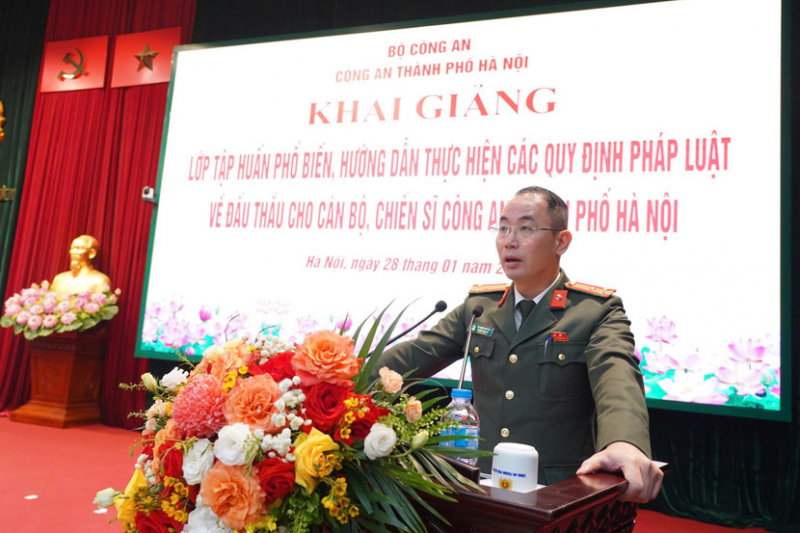 Tập huấn pháp luật về đấu thầu cho cán bộ, chiến sĩ Công an Hà Nội -0