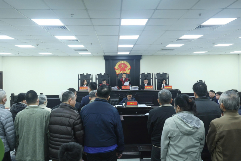 Quà trong sáng hơn 10 tỷ đồng sao phải chuyển vào tài khoản của em gái?  -1