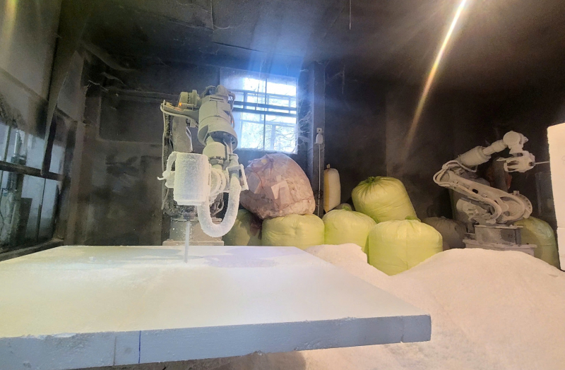 Khám phá xưởng làm chế tác linh vật ngựa khổng lồ phục vụ Đường hoa Nguyễn Huệ 2026 -2