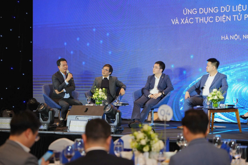 Dữ liệu dân cư, căn cước, định danh và xác thực điện tử  trụ cột của chuyển đổi số quốc gia -0