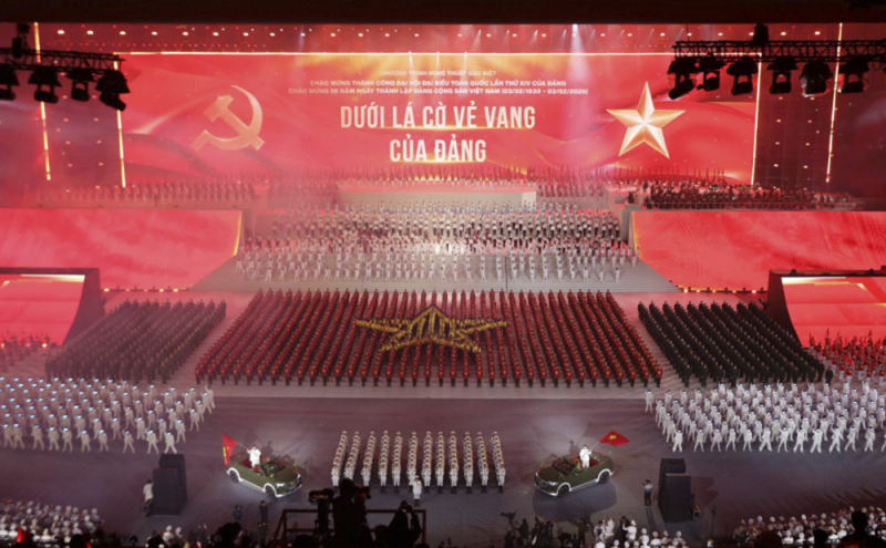 chuong trình ngh- thu-t d-c bi-t chào m-ng thành công ð-i h-i xiv c-a ð-ng v-i nhi-u ti-t m-c d-c s-c.jpg -0