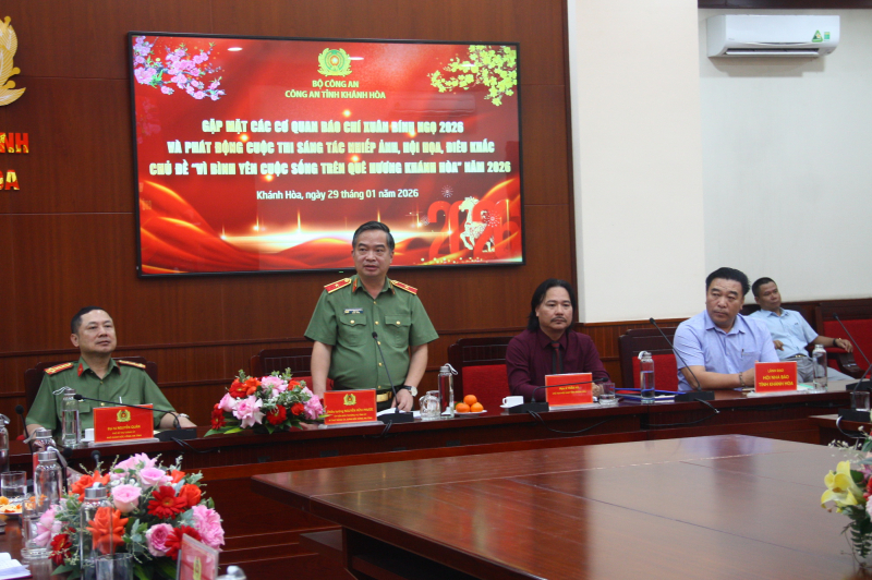 Phát động cuộc thi sáng tác nhiếp ảnh, hội họa, điêu khắc chủ đề “Vì bình yên cuộc sống trên quê hương Khánh Hòa” -0