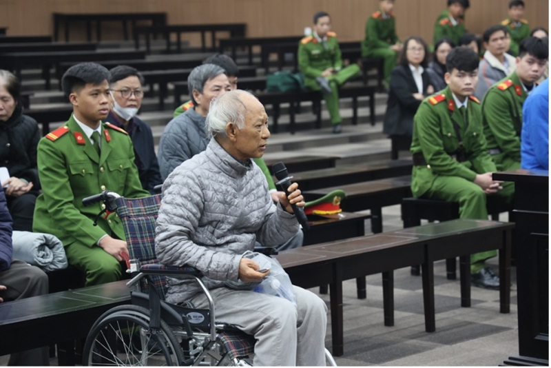 Cựu Tổng Giám đốc Tổng Công ty Xi măng Việt Nam bị đề nghị từ 15 đến 17 năm tù   -0