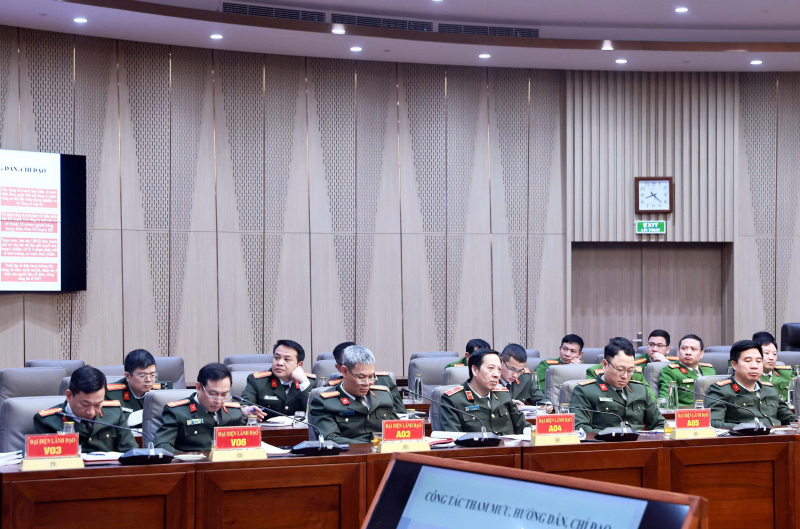 Quyết liệt đấu tranh xử lý tội phạm, vi phạm pháp luật về môi trường và an toàn thực phẩm -0