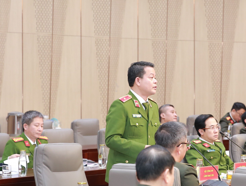 Đổi mới toàn diện tư duy, bảo đảm tuyệt đối an ninh trật tự, kiến tạo cho đất nước phát triển -0