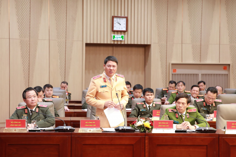 Đổi mới toàn diện tư duy, bảo đảm tuyệt đối an ninh trật tự, kiến tạo cho đất nước phát triển -0