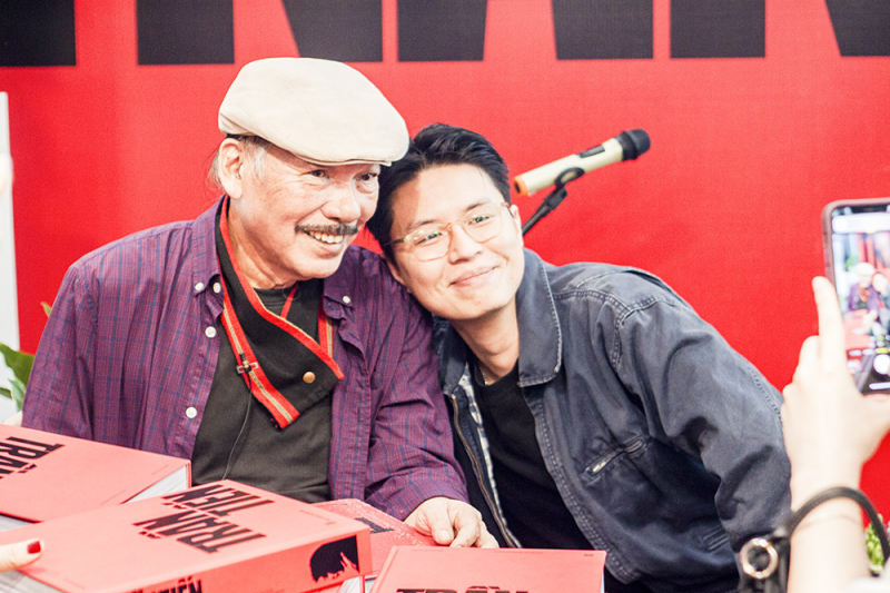 nh-c si tr-n ti-n và nhà thi-t k- duy ðào.jpg -0