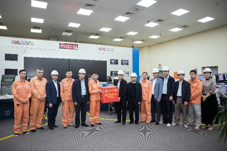 Lãnh đạo Tổng công ty Phát điện 1 thăm hỏi, chúc Tết Công ty cổ phần Nhiệt điện Quảng Ninh -0