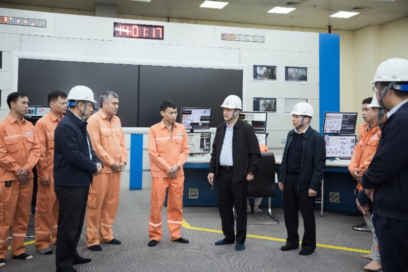 Lãnh đạo Tổng công ty Phát điện 1 thăm hỏi, chúc Tết Công ty cổ phần Nhiệt điện Quảng Ninh -0